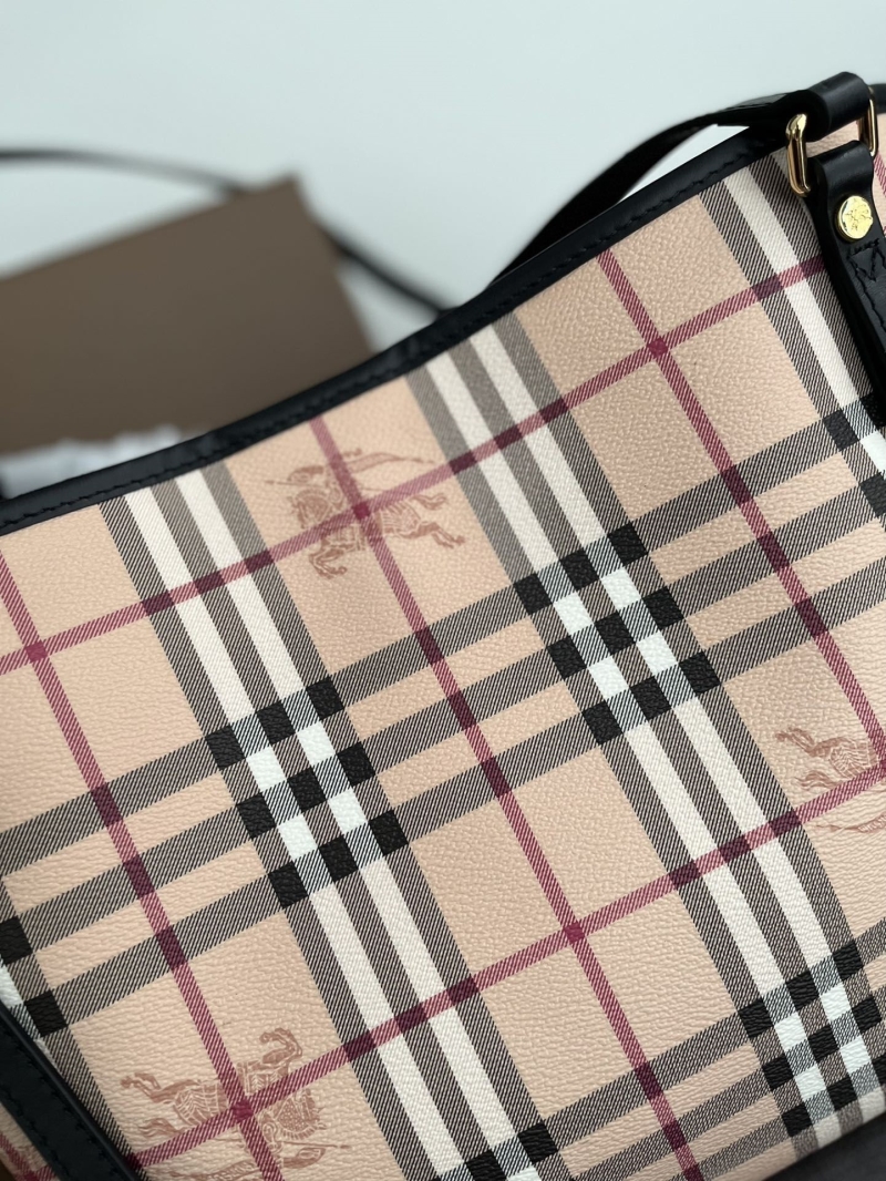 Bv*b*rry shopping bags